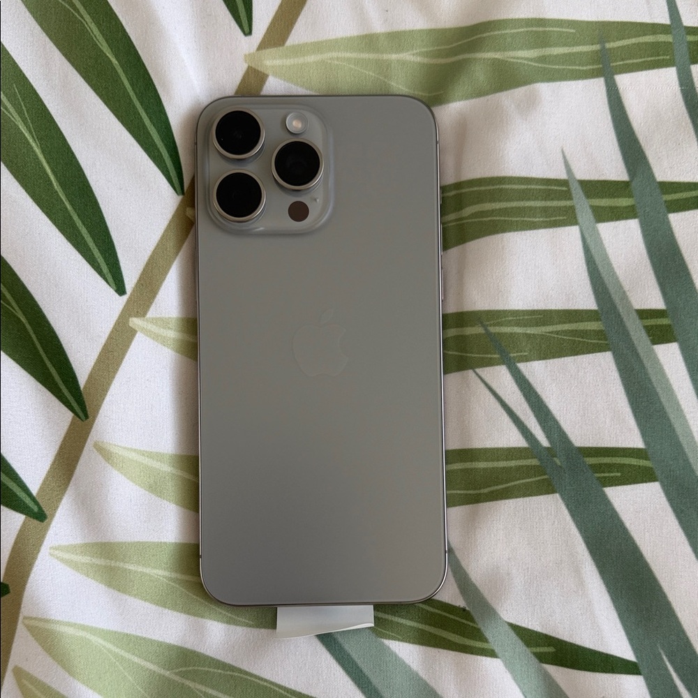 iPhone 15 Pro Max Brand New